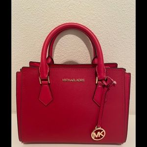 NWT Michael Kors Hope Saffiano Leather MD Satchel